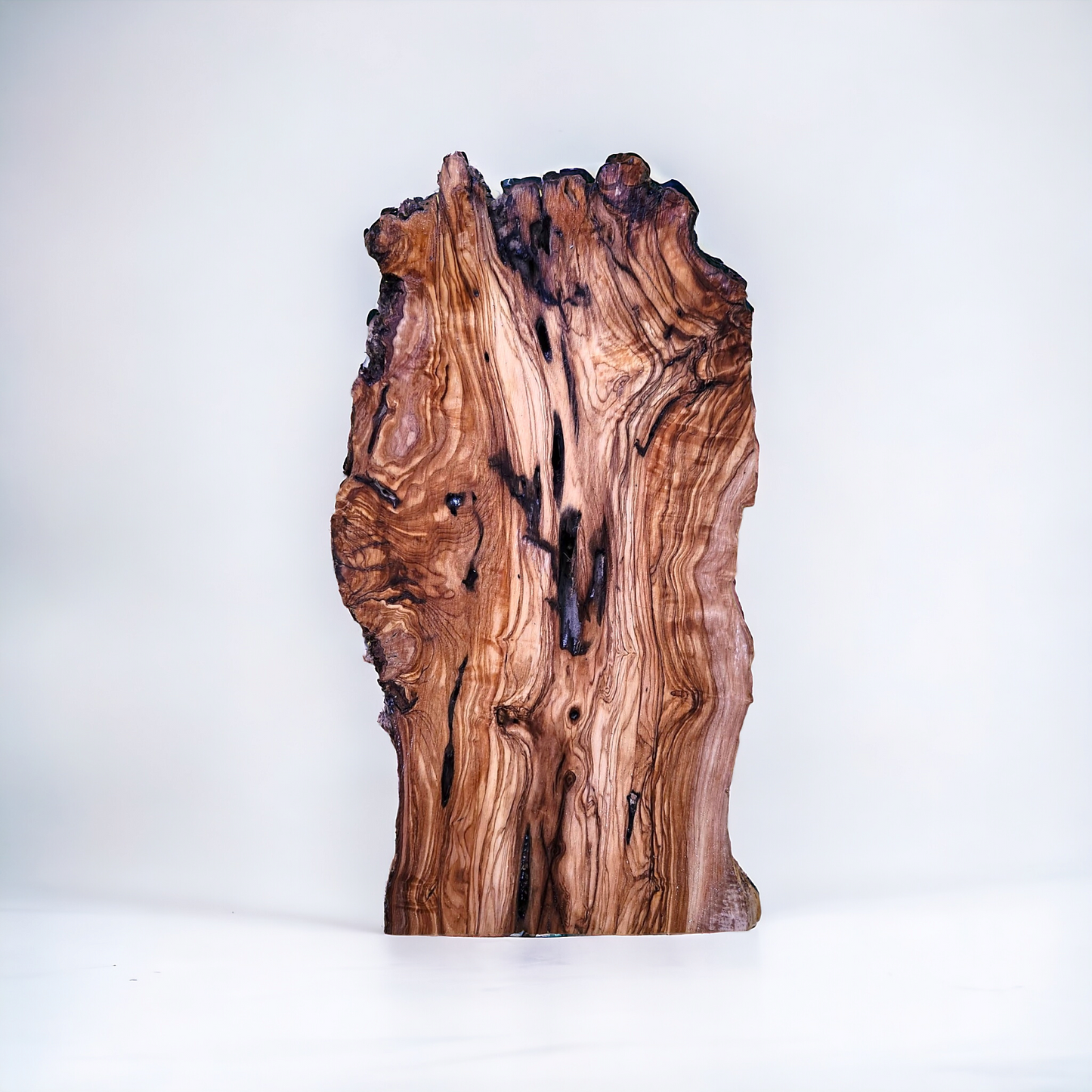 Olive Wood Charcuterie 16" / 9"